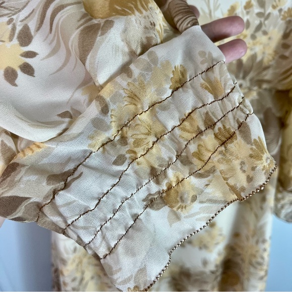 Vintage Robe in Amazing Brown/Neutral Floral Print with Lace Details Handmade - Picture 3 of 11